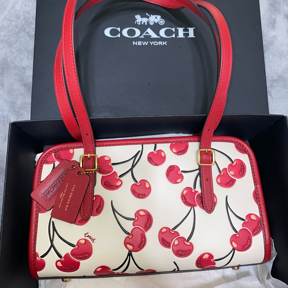 Swing Zip Bag With Cherry Print